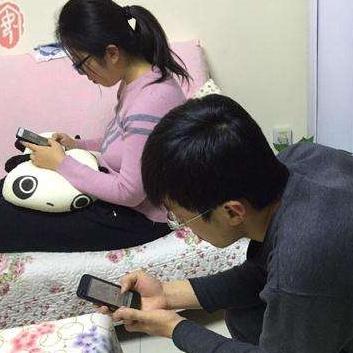 妻子出轨了，我要怎样查到老婆QQ的聊天记录？