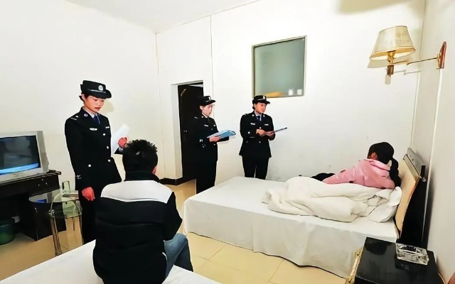 关于去公安局查开房记录，深入了解流程与注意事项