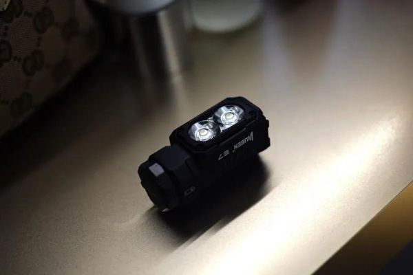 照明头灯品牌，照亮探险者的每一步