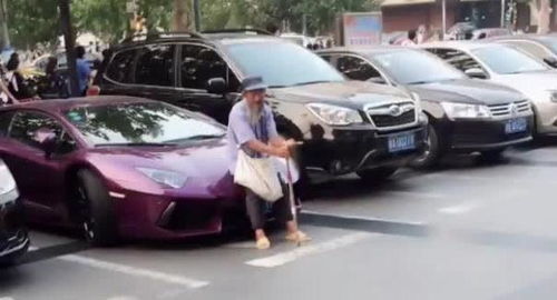 撅屁股汽车品牌—幽默与争议的交织