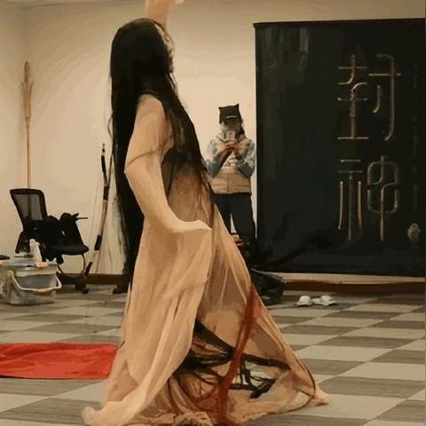 户外品牌狐狸的野性魅力