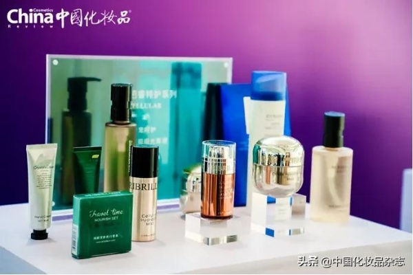 百慕化妆品牌，引领潮流，缔造美丽传奇