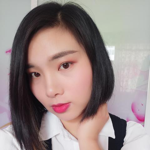揭秘时尚界的色彩魔法，色化妆品牌的创新之旅
