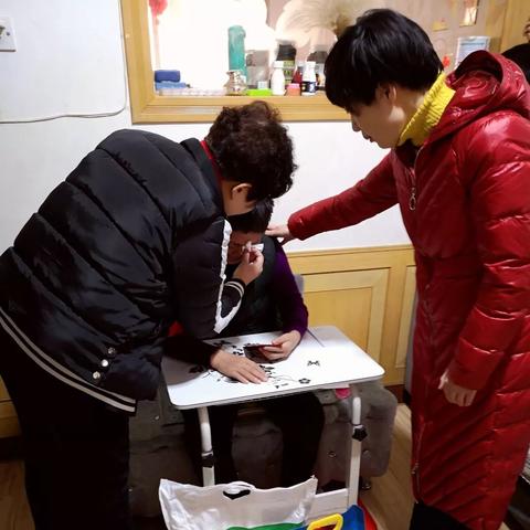 营银座家居品牌，引领现代生活潮流的家居解决方案