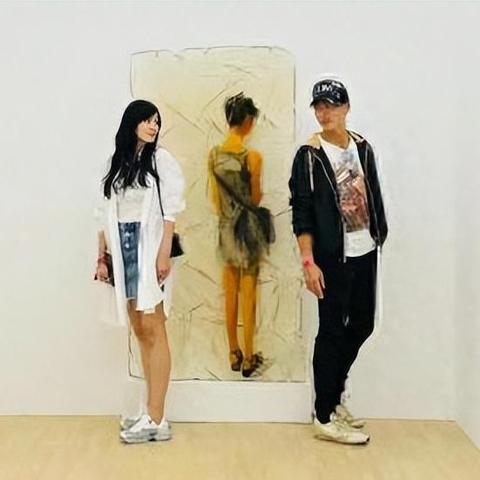 揭秘！如何巧妙查老婆出轨手机短信聊天记录